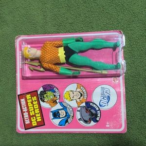 2010 Aquaman Retro Figure
